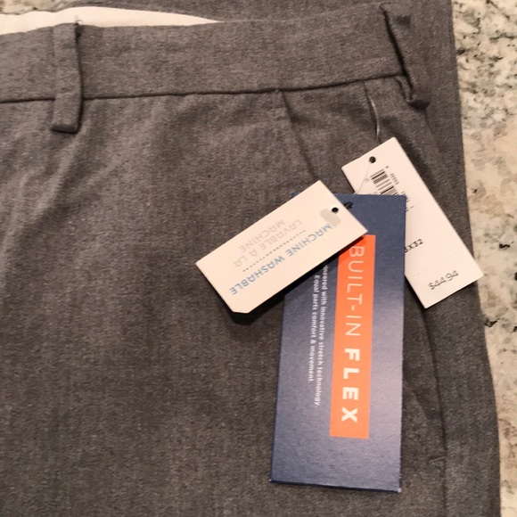 Old Navy Men’s Signature Slim Dress Pant - Picture 2 of 4